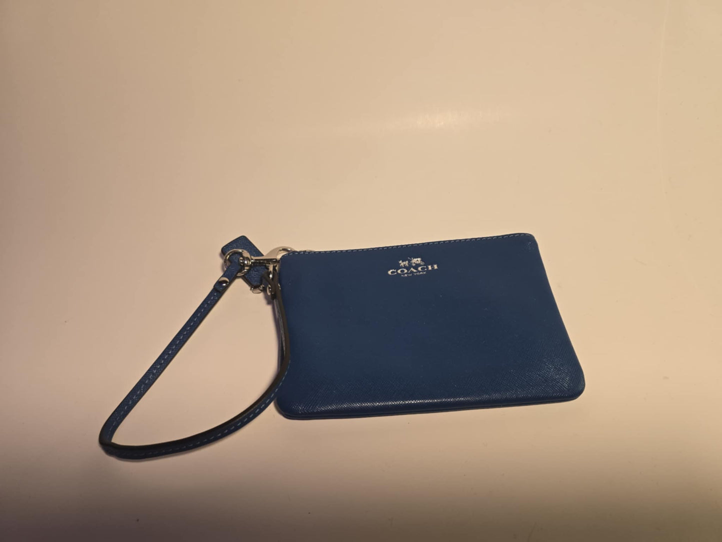 Coach Mini Wallet w/zipper