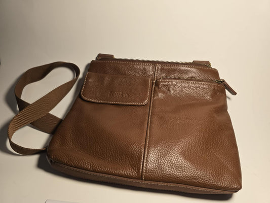 Roots Leather Vacation Pouch w/ Zippers